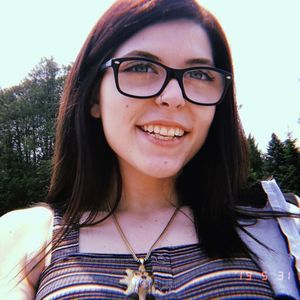 Meet your Posher, Alyssa